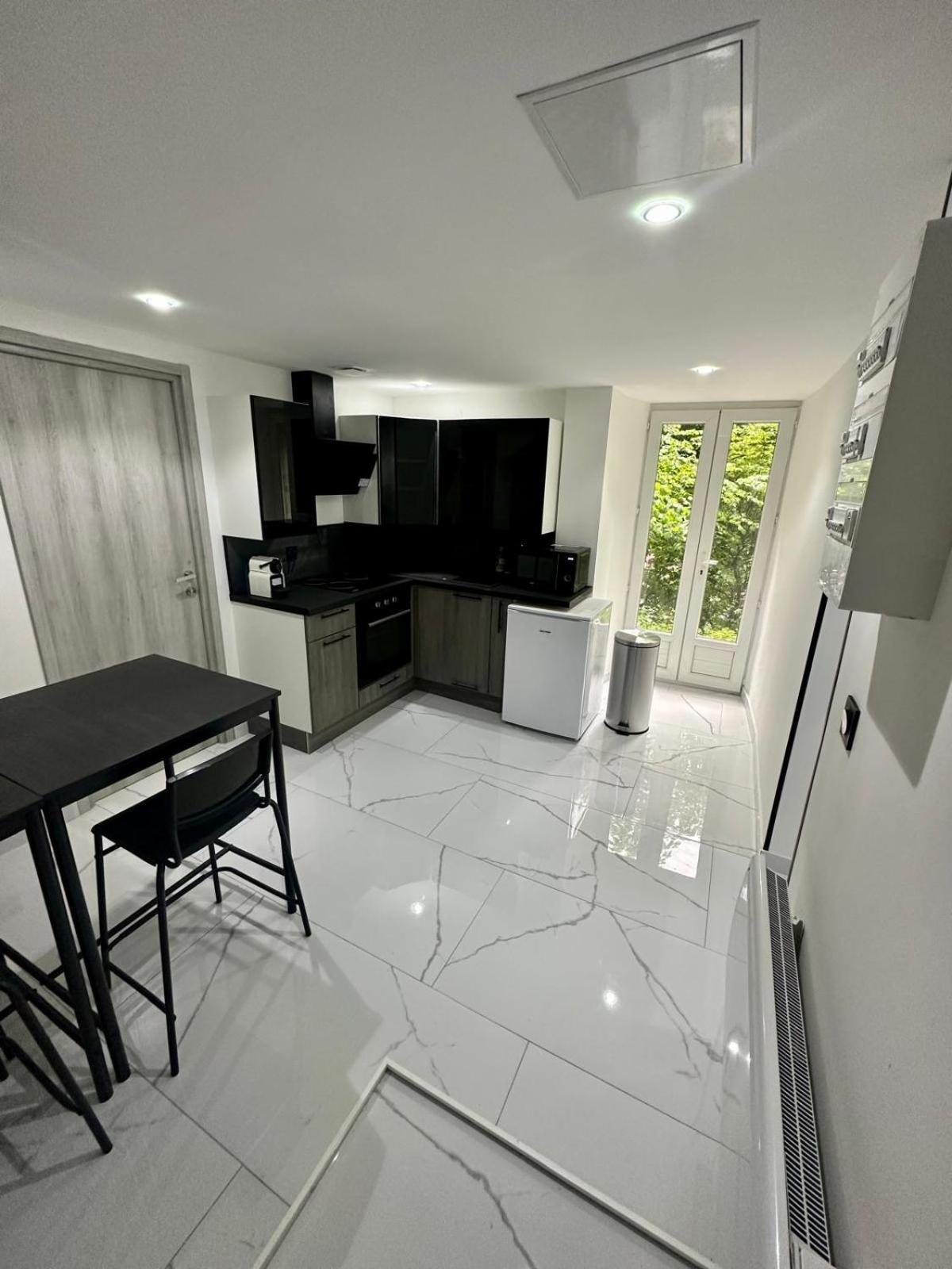 Suite Cosy Chic Сен-Клод Екстер'єр фото